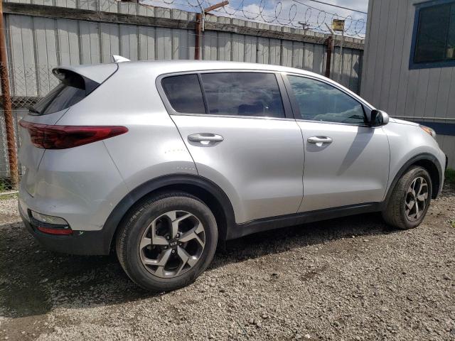 KNDPM3AC8L7809822 - 2020 KIA SPORTAGE LX SILVER photo 3