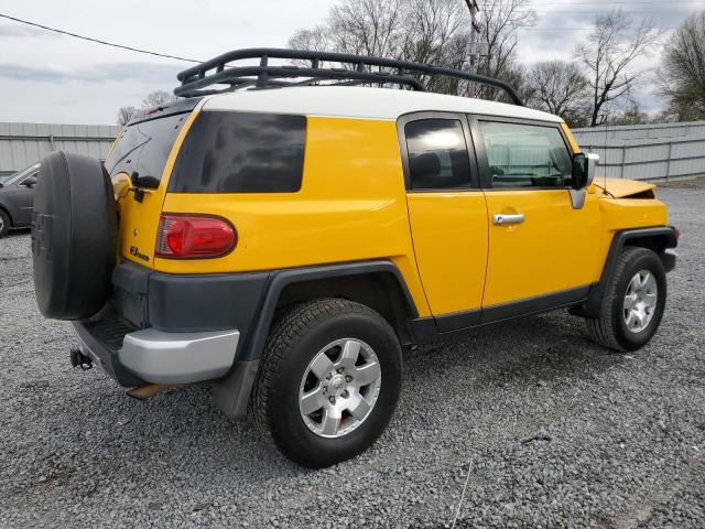 JTEBU11F470029724 - 2007 TOYOTA FJ CRUISER YELLOW photo 3