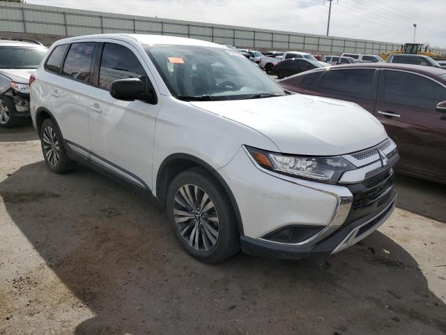 JA4AD2A33KZ012455 - 2019 MITSUBISHI OUTLANDER ES WHITE photo 4