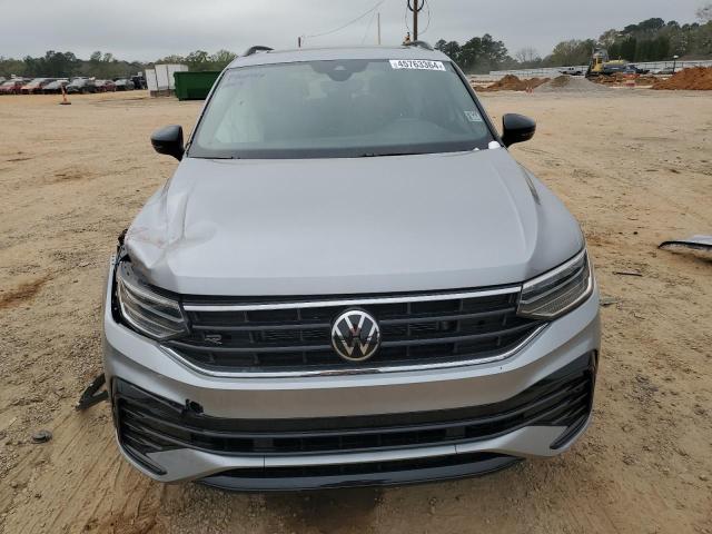 3VVCB7AX4PM036956 - 2023 VOLKSWAGEN TIGUAN SE R-LINE BLACK SILVER photo 5