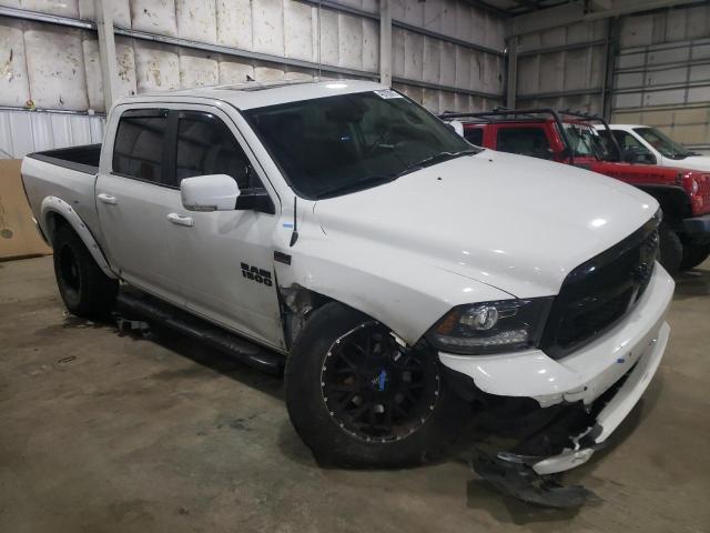 1C6RR7MT7JS241318 - 2018 RAM 1500 SPORT WHITE photo 4