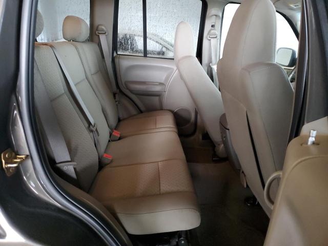 1J4GL38K25W615791 - 2005 JEEP LIBERTY RENEGADE CHARCOAL photo 11