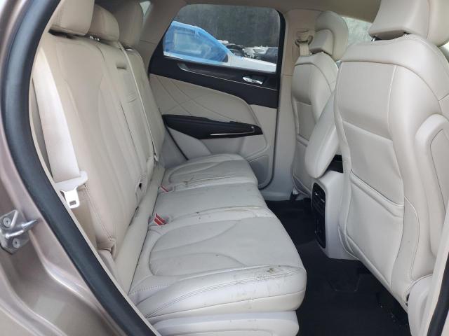 5LMCJ3C95KUL11997 - 2019 LINCOLN MKC RESERVE GRAY photo 10