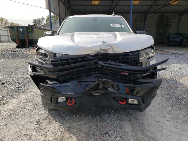 3GCPYFEDXNG111860 - 2022 CHEVROLET SILVERADO K1500 LT TRAIL BOSS SILVER photo 5