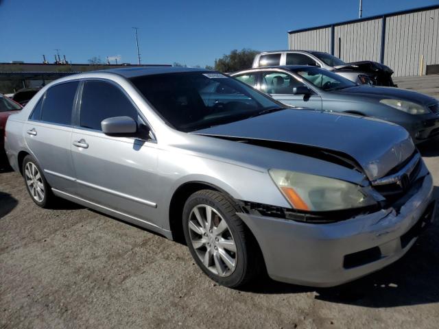 1HGCM66576A063169 - 2006 HONDA ACCORD EX SILVER photo 4