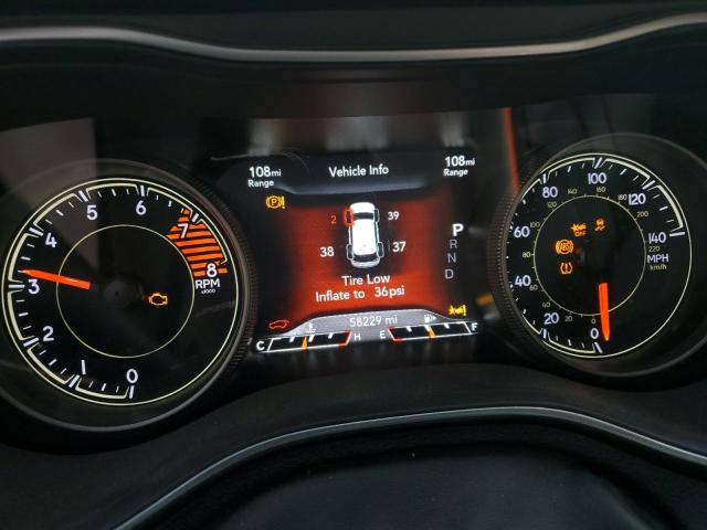 1C4PJMBX7KD360617 - 2019 JEEP CHEROKEE TRAILHAWK WHITE photo 9