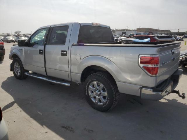 1FTFW1CFXEFB25901 - 2014 FORD F150 SUPERCREW SILVER photo 2