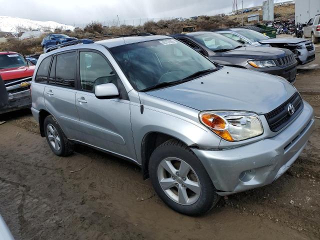 JTEHD20V346011636 - 2004 TOYOTA RAV4 SILVER photo 4