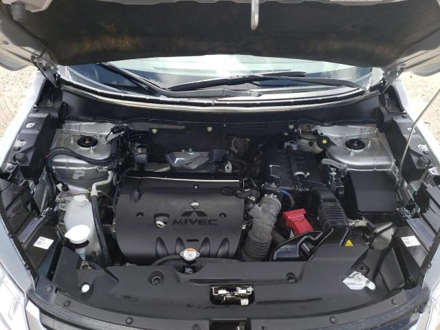 JA4AR3AU8LU021411 - 2020 MITSUBISHI OUTLANDER ES Gümüş foto 11