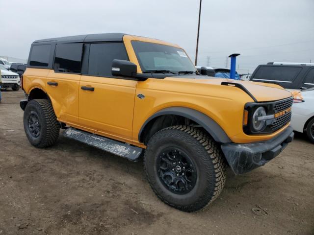 1FMEE5DP9NLB84898 - 2022 FORD BRONCO BASE YELLOW photo 4