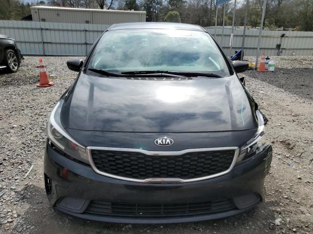 3KPFK4A72HE081240 - 2017 KIA FORTE LX BLACK photo 5