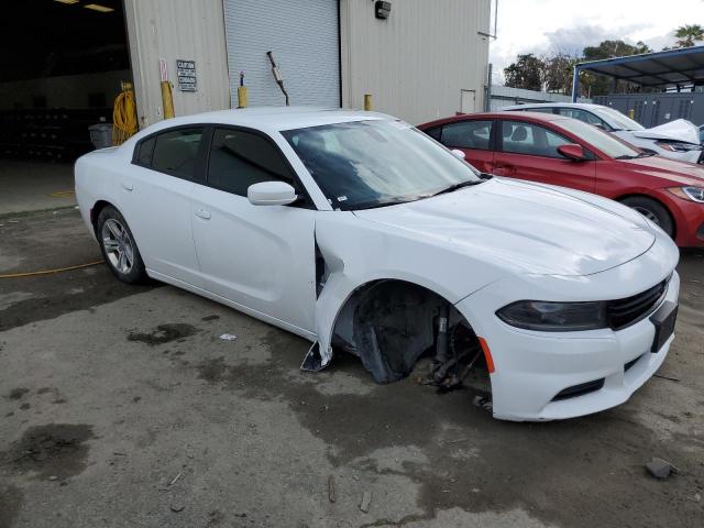 2C3CDXBG1NH161016 - 2022 DODGE CHARGER SXT WHITE photo 4