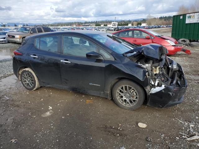 1N4AZ1CP8JC315126 - 2018 NISSAN LEAF S BLACK photo 4