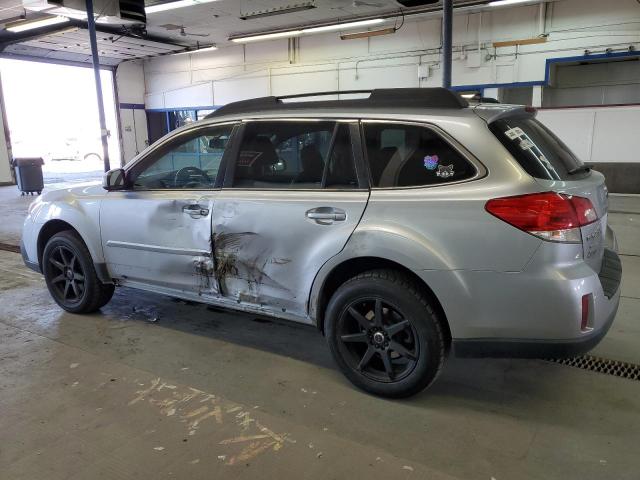 4S4BRDKC1D2229418 - 2013 SUBARU OUTBACK 3.6R LIMITED SILVER photo 2