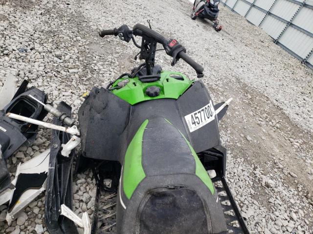 4UF16SNW1GT107510 - 2016 ARCTIC CAT ARTIC CAT Зелений фото 5