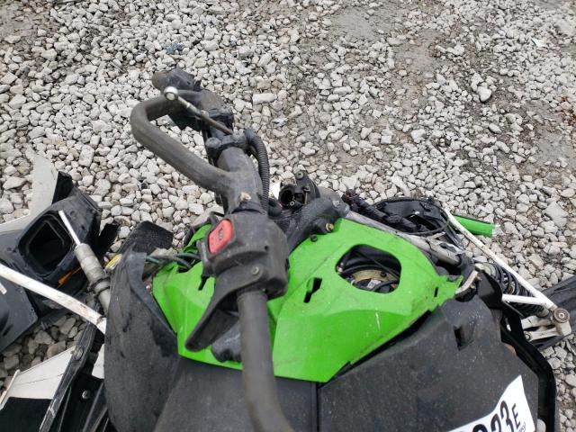 4UF16SNW1GT107510 - 2016 ARCTIC CAT ARTIC CAT Зелений фото 8