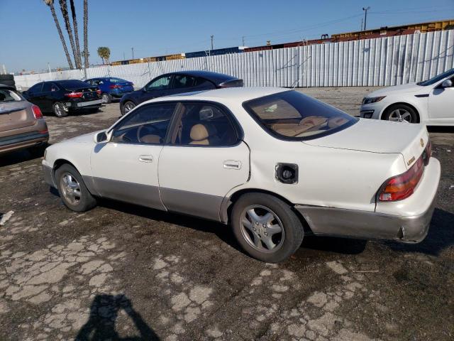 JT8GK13T9R0068877 - 1994 LEXUS ES 300 WHITE photo 2