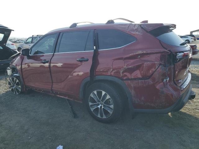 5TDGZRBH3NS203707 - 2022 TOYOTA HIGHLANDER XLE 红色 照片 2