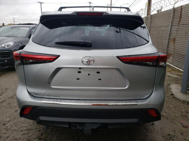 5TDHZRAH5NS546802 - 2022 TOYOTA HIGHLANDER XLE SILVER photo 6
