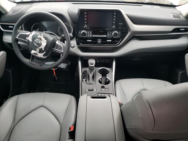 5TDHZRAH5NS546802 - 2022 TOYOTA HIGHLANDER XLE SILVER photo 8