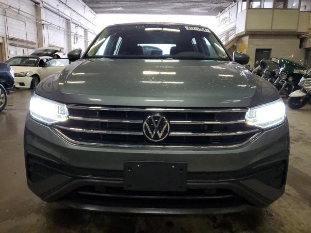 3VV3B7AX4PM075837 - 2023 VOLKSWAGEN TIGUAN SE CHARCOAL photo 5