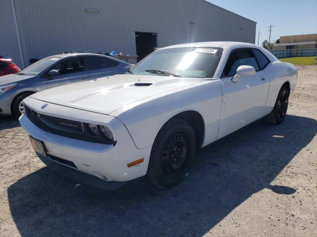 2B3CJ4DV8AH322620 - 2010 DODGE CHALLENGER SE WHITE photo 1