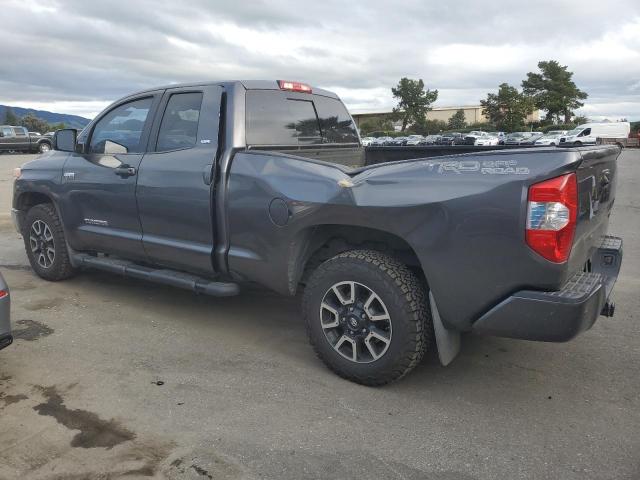 5TFRY5F12GX204930 - 2016 TOYOTA TUNDRA DOUBLE CAB SR/SR5 GRAY photo 2