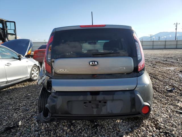 KNDJN2A26G7279845 - 2016 KIA SOUL GRAY photo 6