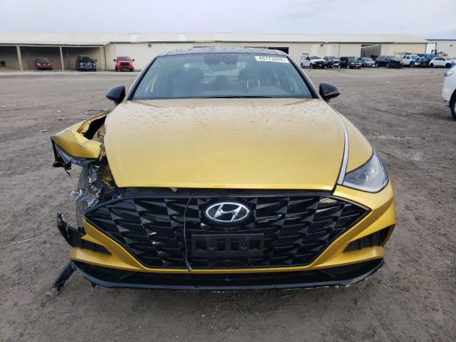 5NPEJ4J28LH004976 - 2020 HYUNDAI SONATA SEL PLUS GOLD photo 5