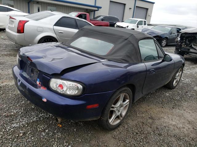 JM1NB353840401385 - 2004 MAZDA MX-5 MIATA BASE BLUE photo 3