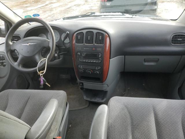 1C4GP45R75B417152 - 2005 CHRYSLER TOWN & COU ვერცხლისფერი ფოტო 8