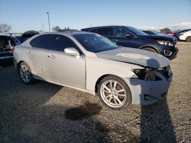 JTHBK262575031036 - 2007 LEXUS IS 250 GRAY photo 4