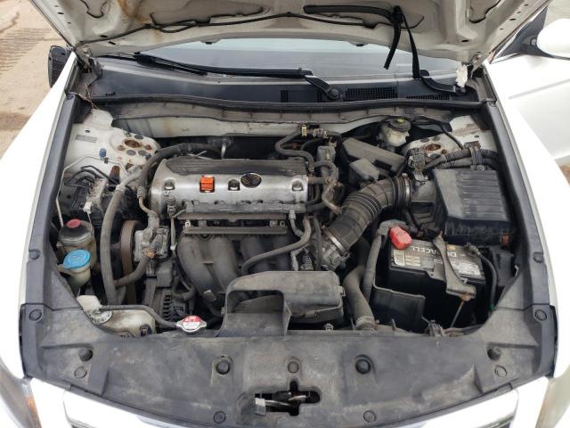 1HGCP2F31BA139686 - 2011 HONDA ACCORD LX WHITE photo 11