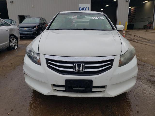 1HGCP2F31BA139686 - 2011 HONDA ACCORD LX WHITE photo 5