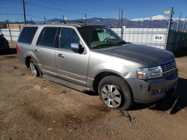 5LMFU28568LJ21872 - 2008 LINCOLN NAVIGATOR ვერცხლისფერი ფოტო 4