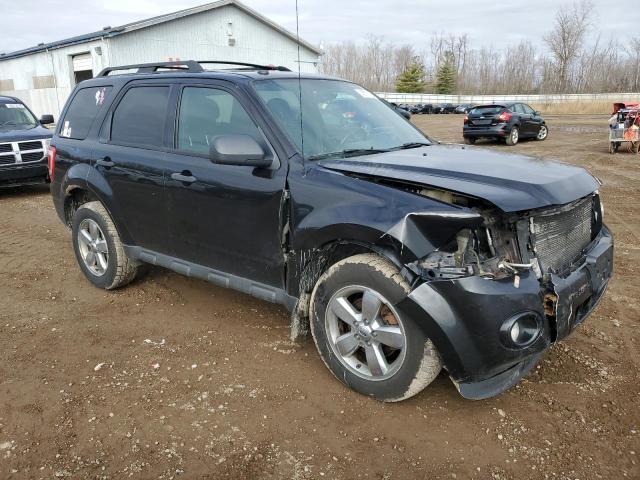 1FMCU0DG5BKA32731 - 2011 FORD ESCAPE XLT BLACK photo 4