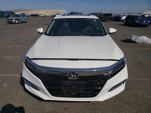 1HGCV3F5XJA013824 - 2018 HONDA ACCORD HYBRID EXL WHITE photo 5