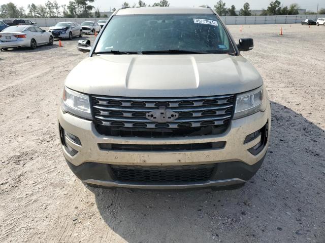 1FM5K7D89HGD98395 - 2017 FORD EXPLORER XLT CREAM photo 5