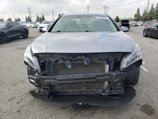 5NPE24AF4HH574173 - 2017 HYUNDAI SONATA SE SILVER photo 5