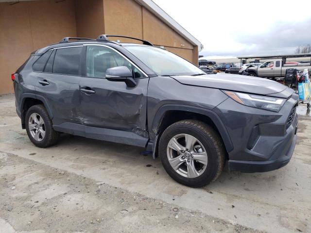 2T3W1RFVXPW246123 - 2023 TOYOTA RAV4 XLE GRAY photo 4