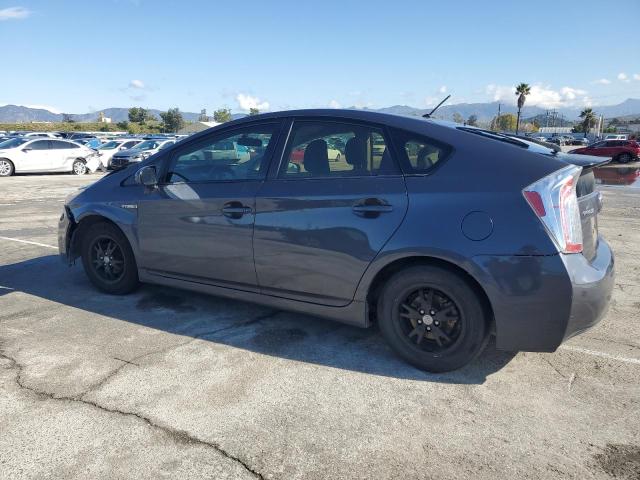 JTDKN3DU6D1648242 - 2013 TOYOTA PRIUS GRAY photo 2