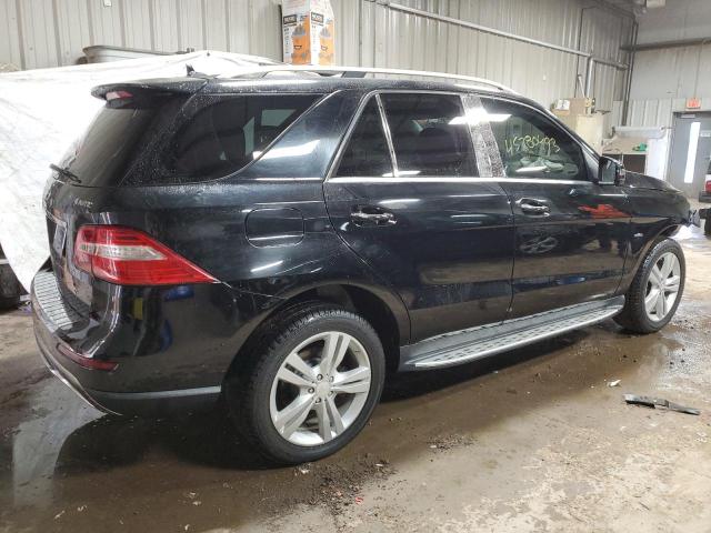 4JGDA5HB8CA021321 - 2012 MERCEDES-BENZ ML 350 4MATIC BLACK photo 3