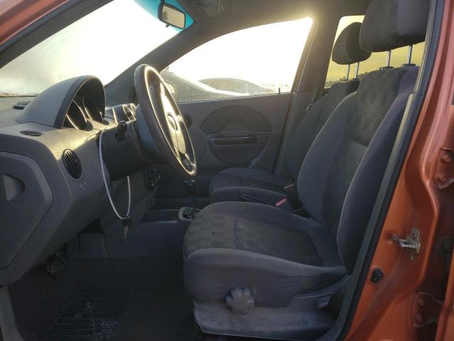 KL1TD62675B458496 - 2005 CHEVROLET AVEO BASE ORANGE photo 7