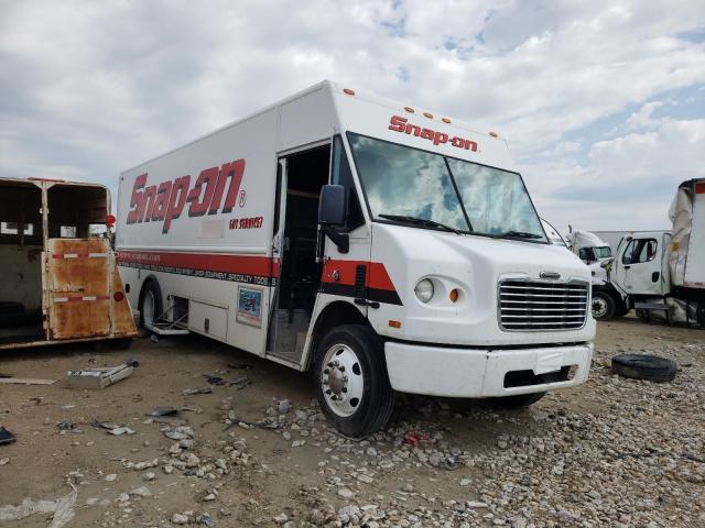 4UZAARBV75CV10460 - 2005 FREIGHTLINER CHASSIS M LINE WALK-IN VAN WHITE photo 4