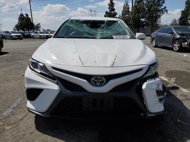 4T1B11HK0KU745730 - 2019 TOYOTA CAMRY L WHITE photo 5