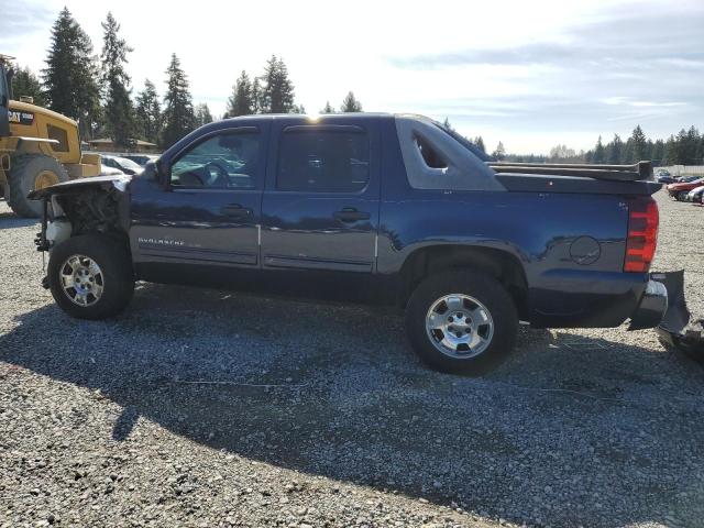 3GNVKEE04AG179007 - 2010 CHEVROLET AVALANCHE LS BLUE photo 2