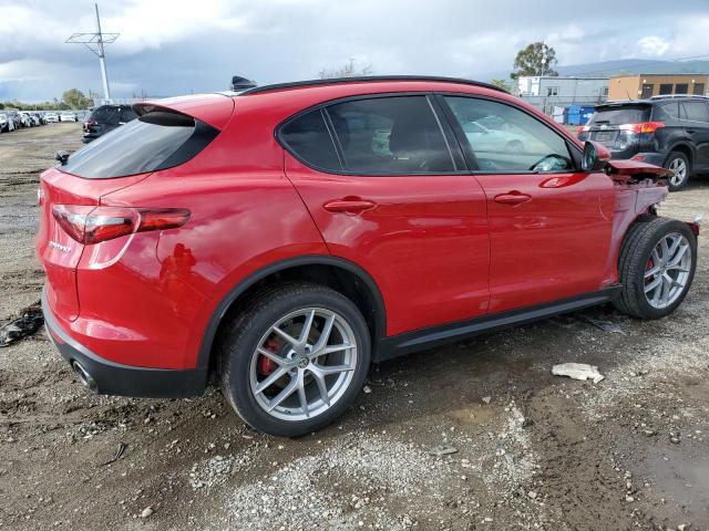 ZASFAKPN2J7B91831 - 2018 ALFA ROMEO STELVIO SPORT أحمر صورة 3