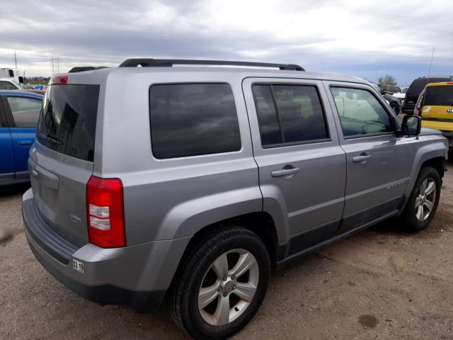 1C4NJPFB9GD620627 - 2016 JEEP PATRIOT LATITUDE SILVER photo 3