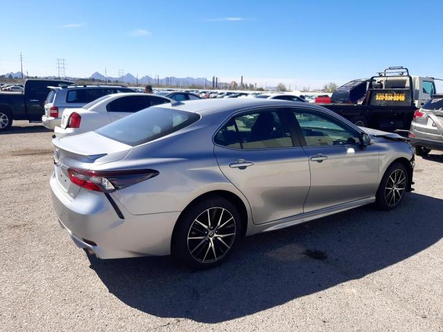 4T1G11AK5PU728591 - 2023 TOYOTA CAMRY SE NIGHT SHADE SILVER photo 3