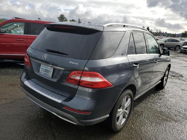 4JGDA5HB3DA162072 - 2013 MERCEDES-BENZ ML 350 4MATIC GRAY photo 3